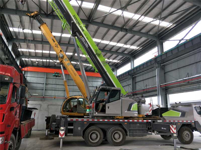 阳信县高空车出租需要注意哪些安全事项？